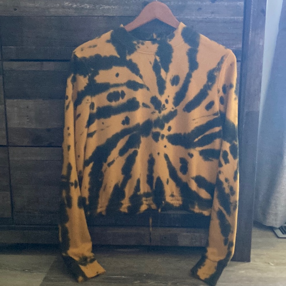 NWOT: Cropped Mock Neck Sweatshirt